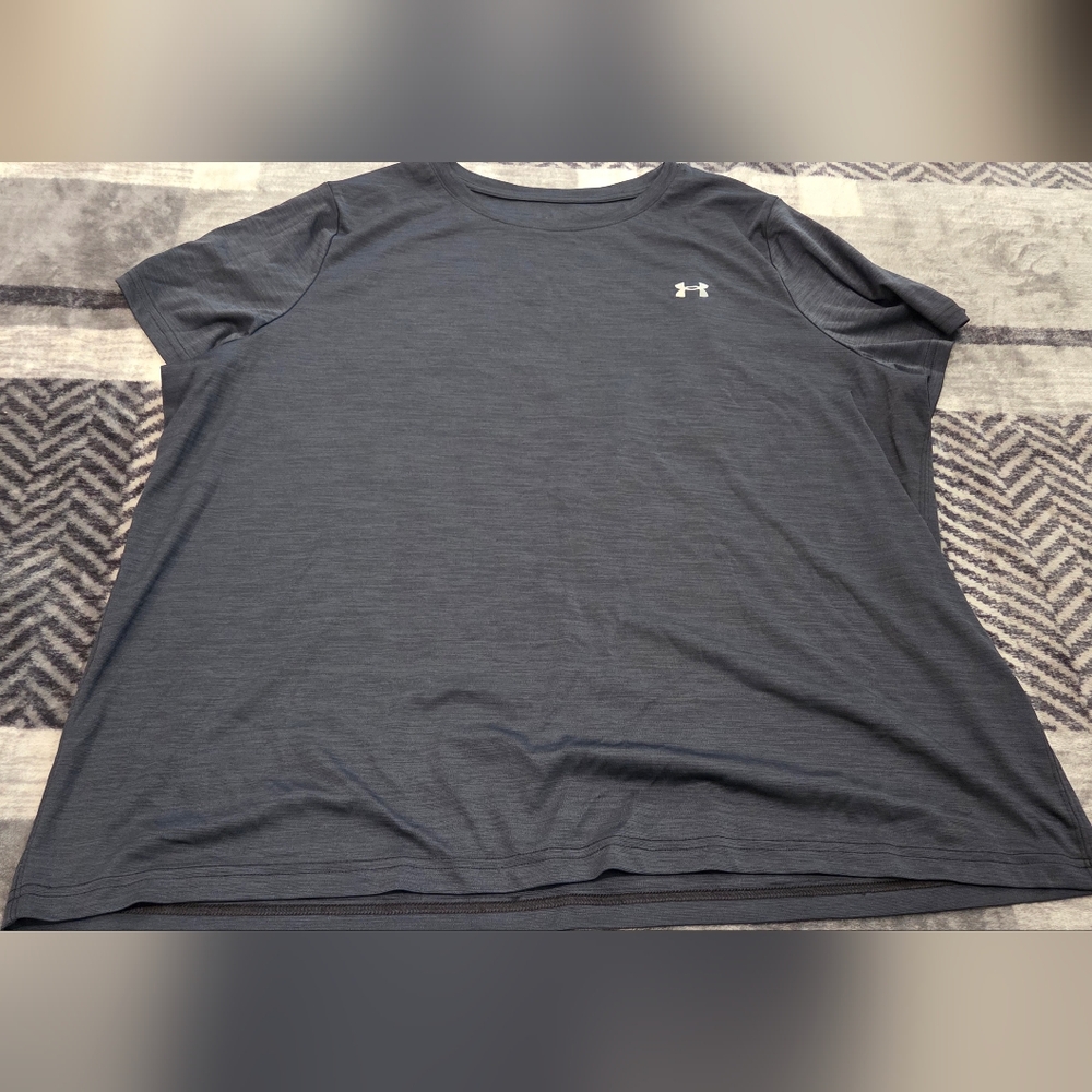 Under Armour Men's Dark Gray Short Sleeve Tee